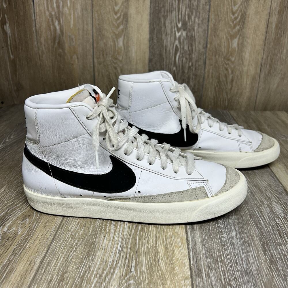 Nike Blazer Mid '77 Vintage Mens US Size 9 White Black BQ6806-100 Sneaker Shoes